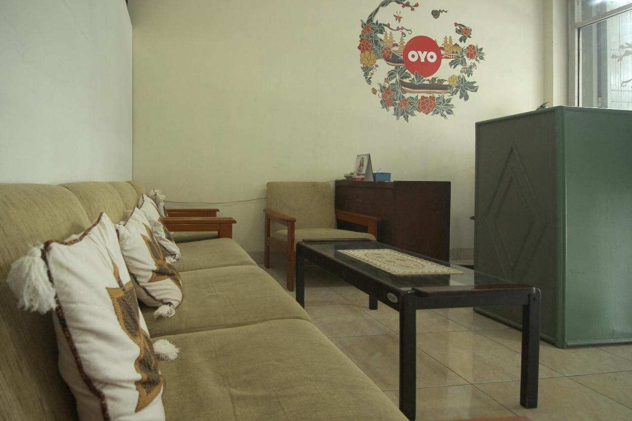Oyo 1448 Kartini Residence Syariah Bandar Lampung Eksteriør bilde